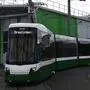 Sieben Flexity-Garnituren sind bereits in Graz gelandet – teils in der Nacht.. Sie warten auf das grüne Licht für die Ausfahrt