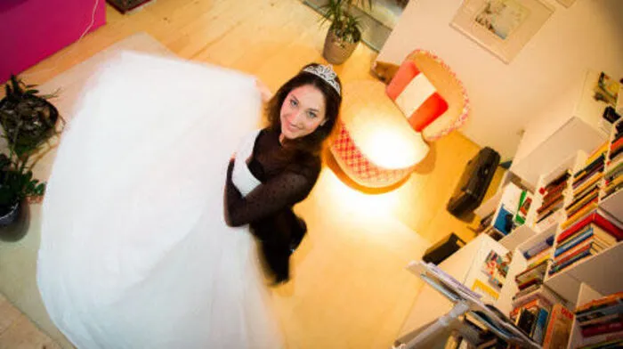 Ab heute regiert ihre Lieblichkeit Sophia I - das Brautkleid stammt übrigens aus New York