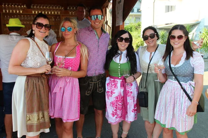 Viele Besucher erschienen in Tracht