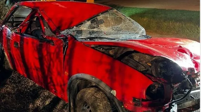 Am Sonntagabend überschlug sich in St. Ruprecht/Raab ein Pkw-Lenker mit seinem Fahrzeug über die Betonleitwand.