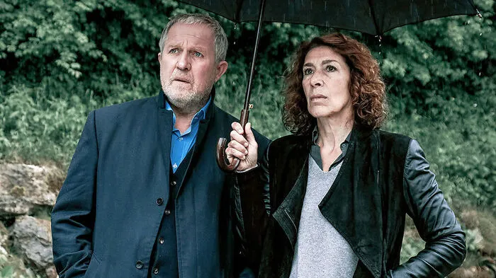 In "Wahre Lügen" werden Moritz Eisner und Adele Neuhauser in Vertuschungen und Verstrickungen verwickelt