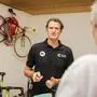 Hannes Hempel beim Interview in seinem Radshop