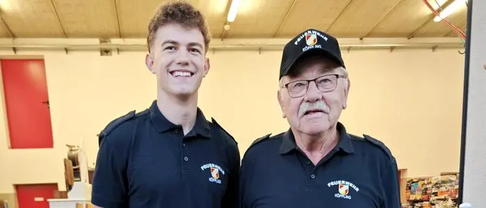 OFM Henry Povsek und ELM Johann Jöbstl im Rüsthaus der Feuerwehr Köppling