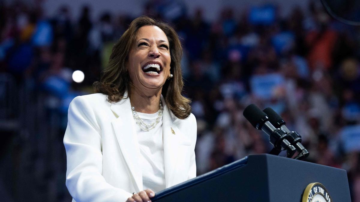  Kamala Harris versuchte sich von ihrer besten Seite zu zeigen