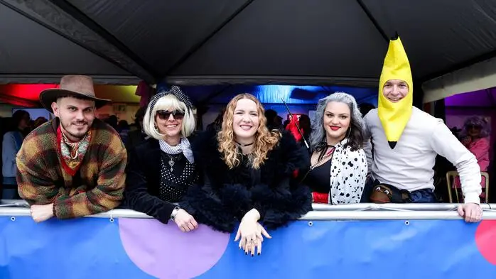 Die Jury hatte viel zu tun und jede Menge Spaß: Nino Sifkovits, Christine Baumegger, Billie Steirisch, Ina Jovanovic und Mathias Pascottini (von links)