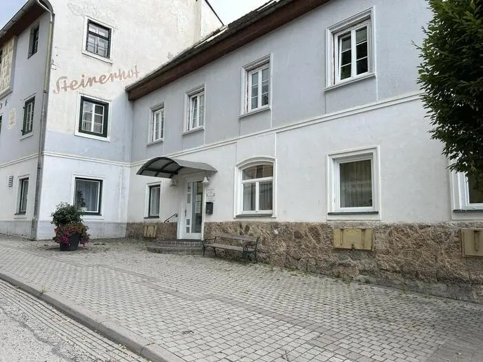 Die Praxis von Ursula Parsché befindet sich im Ortszentrum