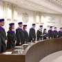 Der Verfassungsgerichtshof mit seinen Richtern.