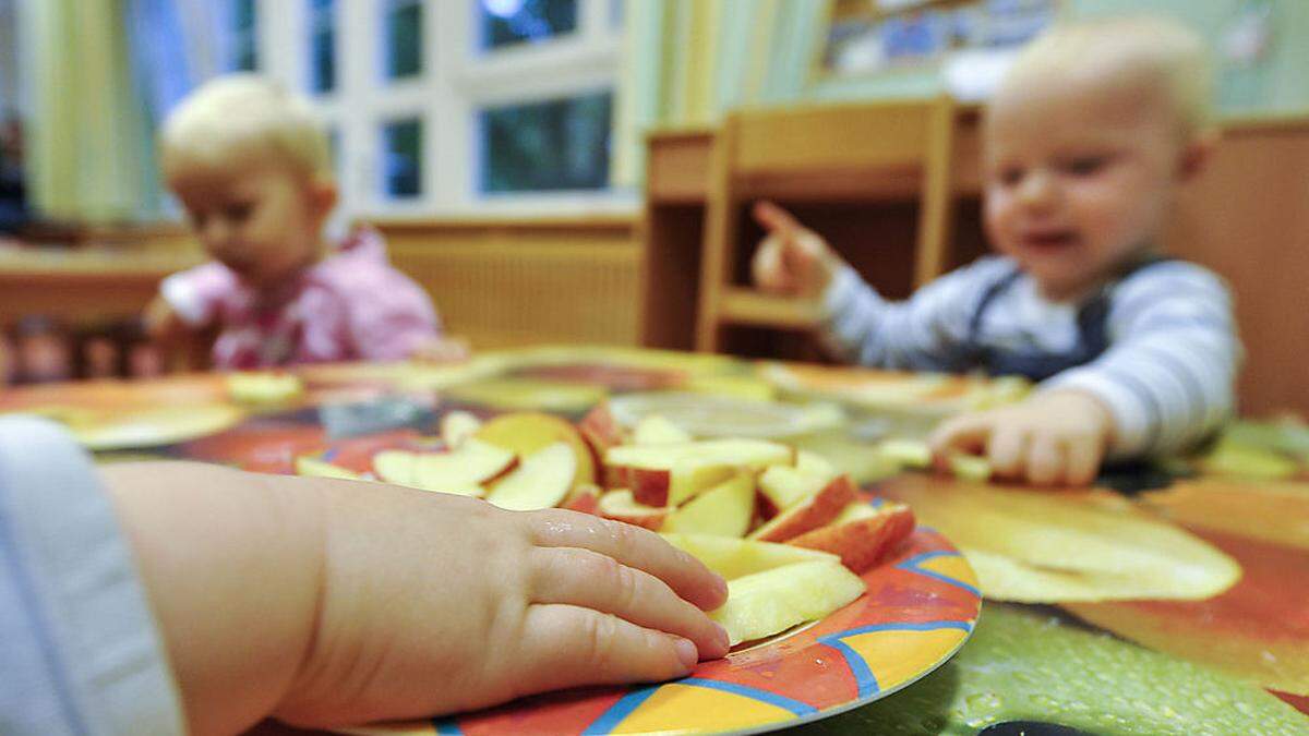 Kinderbetreuung in einer Kinderkrippe