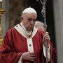 Papst Franziskus hatte sich am Sonntagnachmittag für einen geplanten medizinischen Eingriff in die römische Gemelli-Klinik begeben
