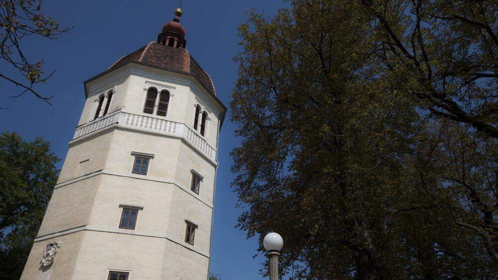 Der Glockenturm am Grazer Schloßberg wurde 1588 im Auftrag Erzherzog Karls erbaut 