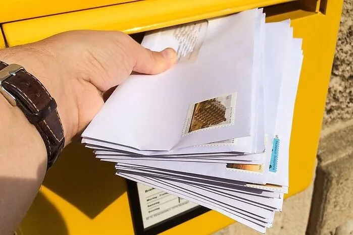 Top 6: 80 nicht zugestellte Briefe in der Stadt Liezen landeten im Altpapier. Die Post sucht noch nach Erklärungen. Mehr dazu.
