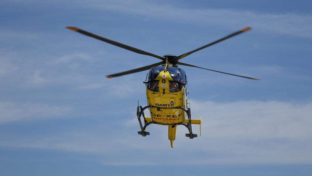 Der Rettungshubschrauber C16 brachte den Bub in die Kinderklinik