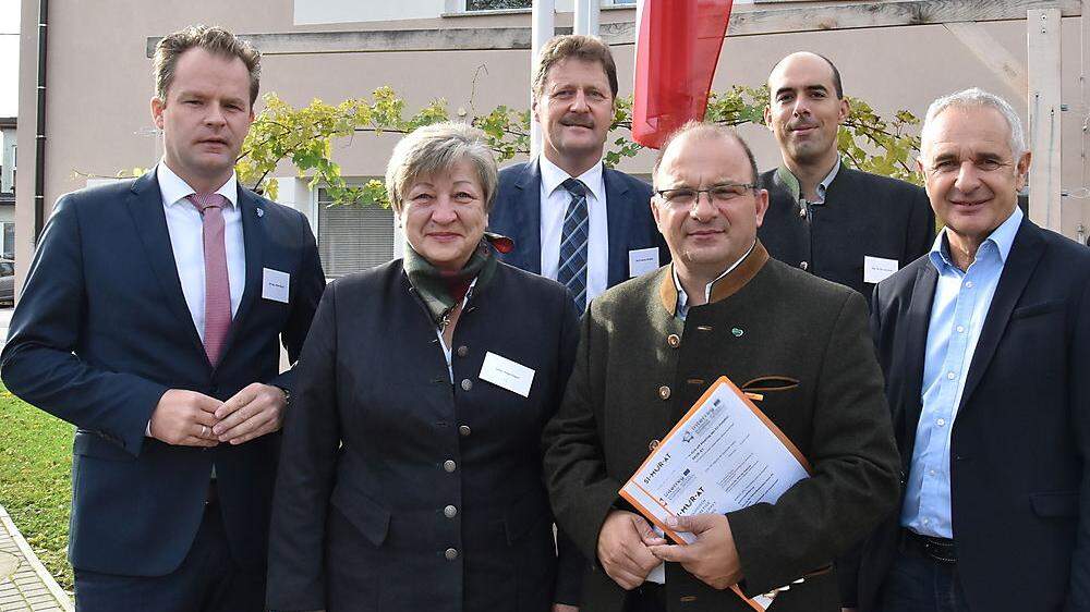 Informierten beim Projektstart: Walter Rauch, Helga Kügerl, Johann Wiedner, Anton Gangl, Michael Ferstl und Maximilian Kainz