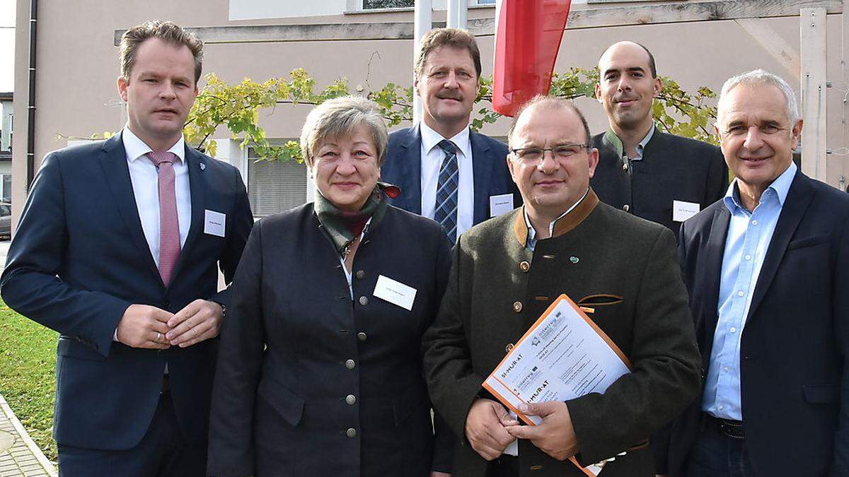 Informierten beim Projektstart: Walter Rauch, Helga Kügerl, Johann Wiedner, Anton Gangl, Michael Ferstl und Maximilian Kainz