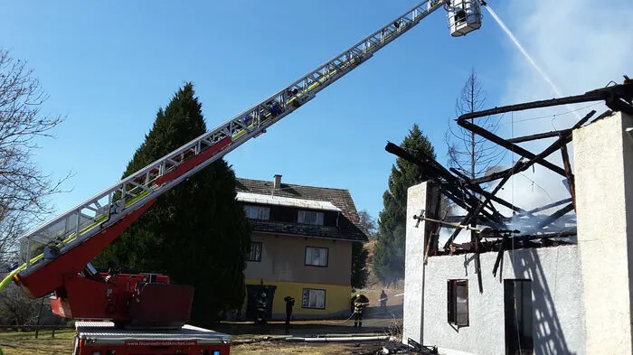 Großeinsatz für mehr als 100 Feuerwehrleute in der Gemeinde St. Urban.