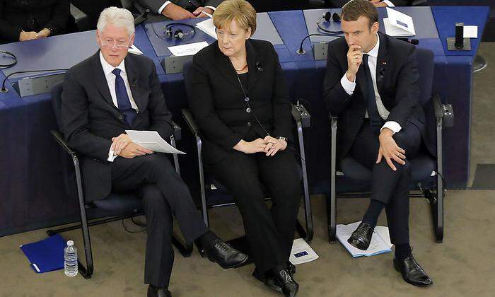 Clinton, Merkel, Macron 