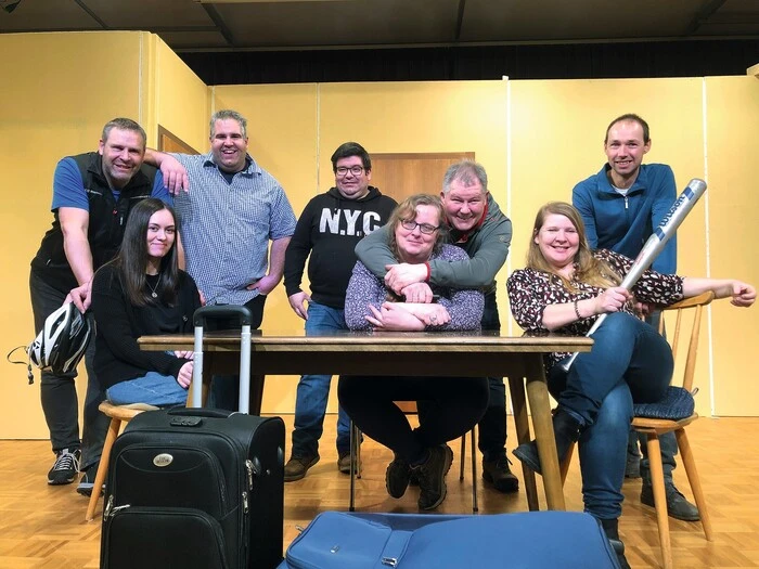 Der Theaterverein Nikolsdorf sorgt mit der Komödie für viele Lacher 