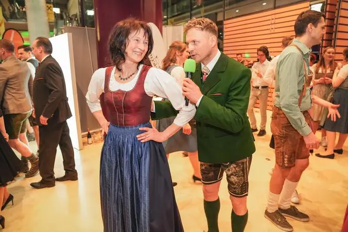 Willi Gabalier suchte die schönste Tracht und wurde fündig: Regina Krempl aus Semriach