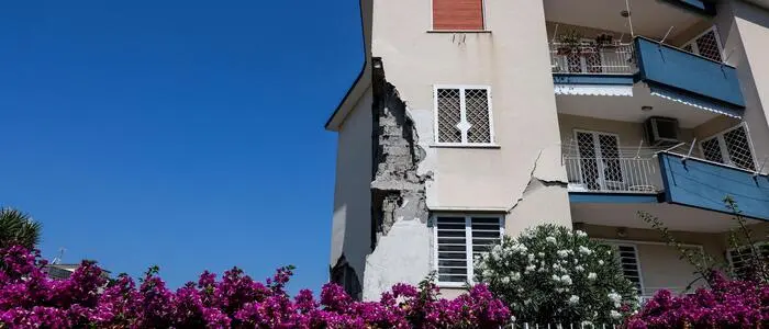 Das Haus wurde bei dem Beben zerstört
