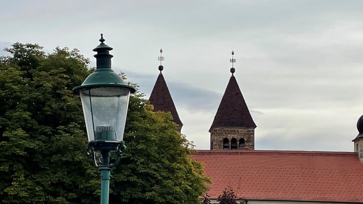 Um 23 Uhr werden die Straßenlaternen in Seckau seit vergangenem Mai finster. Ob sich die Zeit der Abschaltungen zum Beispiel an Wochenenden ändern soll, ist Gegenstand von Diskussionen