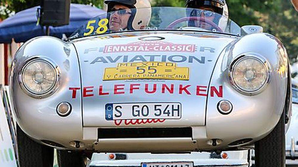 Patrick Dempsey und Porsche-Vertriebsvorstand Bernhard Maier
