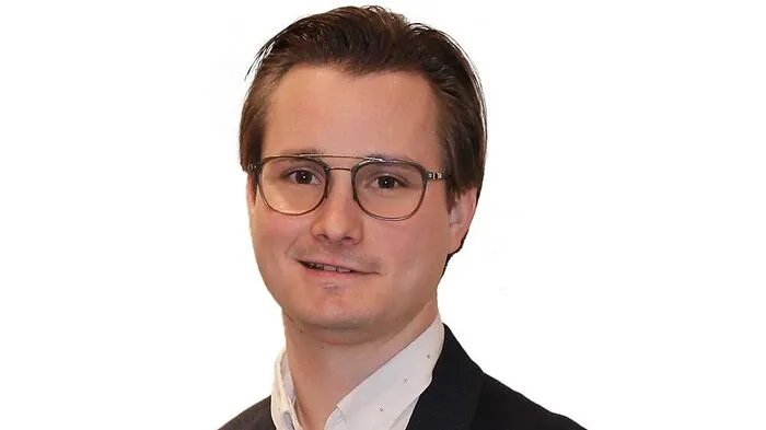 Di Bernardo ist seit 2010 in der Politik