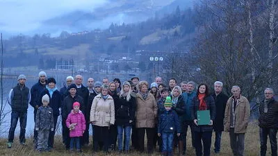 Der steigende Lärm aus dem Kraftwerksgebäude in Rottau (im Hintergrund) lässt Bürgerinitiative aktiv werden