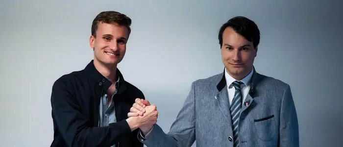 Noah Straßbauer, Landesobmann der Freiheitlichen Jugend Steiermark, mit Nicolas Waltl, neuer Bezirksobmann der Freiheitlichen Jugend Deutschlandsberg (v. l.)