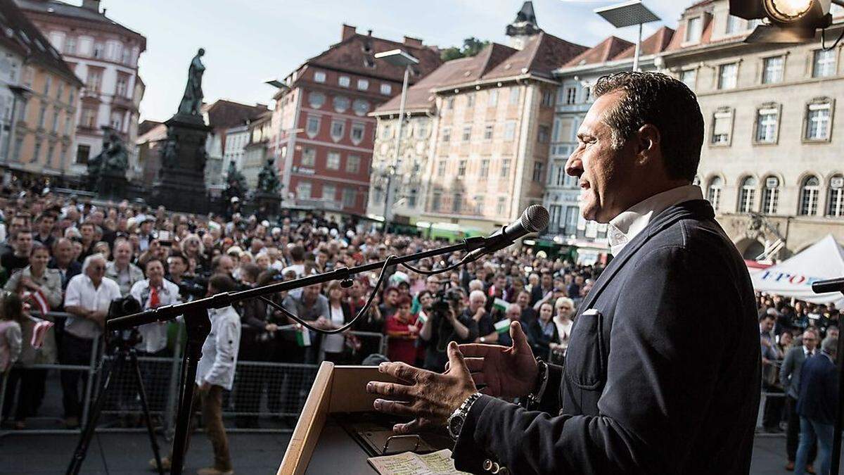 FP-Obmann Strache 2015 am Hauptplatz