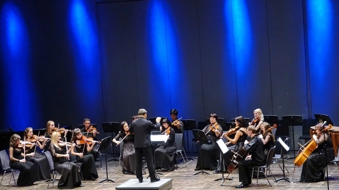 Ein außergewöhnliches Konzerterlebnis bot das Russische Philharmonische Kammerorchester mit Werken von Schostakowitsch, Khachaturian, Swiridow, Rachmaninow, Mozart und Schwab den vielen Konzertbesuchern im Kunsthaus Weiz.