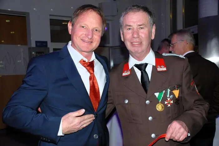 Zahlreiche Tanzbegeisterte, darunter viele Ehrengäste zog es nach Sinabelkirchen.