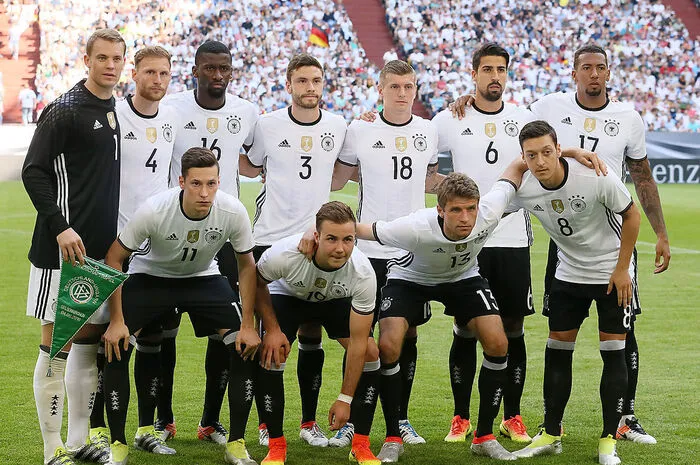 Die deutsche Nationalelf zählt als amtierender Weltmeister natürlich auch bei der EM in Frankreich zu den ganz großen Favoriten.