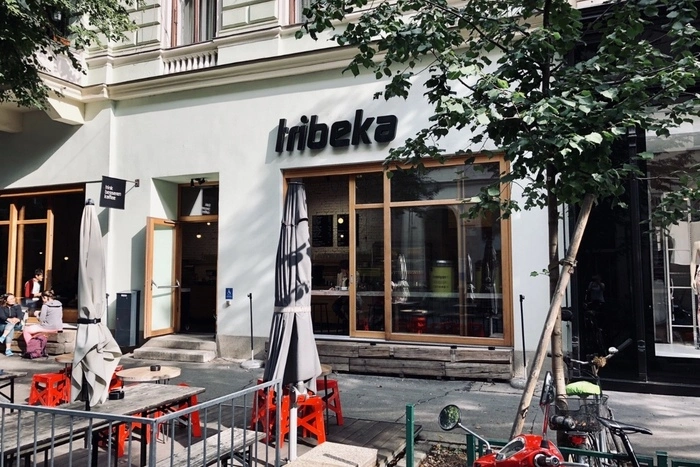Im Tribeka gibt's Abkühlung ohne Kaffee und Eis...