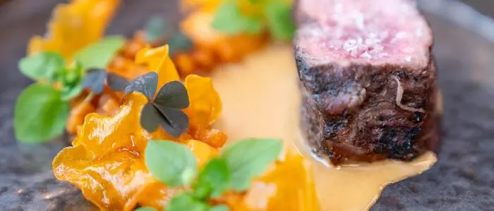Gegrilltes Rinderfilet mit Süßkartoffeln