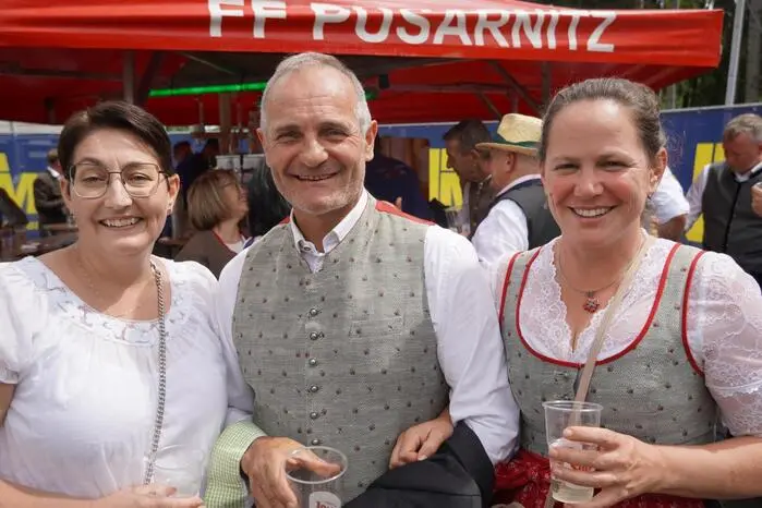 Klicken Sie sich bitte durch die weiteren Fotos!