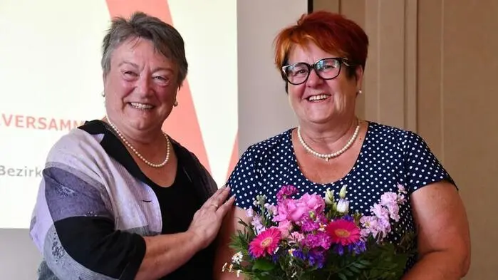 Mit einem neuen Führungsteam geht der Bezirksverein Murau der Volkshilfe Steiermark in die kommenden Jahre. Bei der Generalversammlung im Stift St. Lambrecht wurde die ehemalige Bürgermeisterin von St. Peter am Kammersberg, Sonja Pilgram, zur neuen Vorsitzenden gewählt.