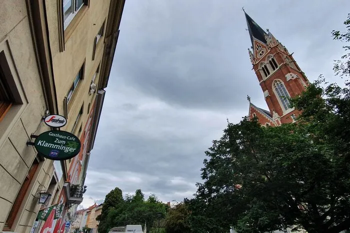 Auf Pächtersuche ist Michael Klamminger. Bis er einen gefunden hat, bleibt die Küche im Gasthaus Zum Klamminger vulgo Kirchenwirt gegenüber der Herz-Jesu-Kirche kalt.