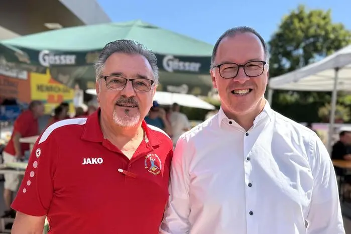 Obmann Franz Siegl freute sich über den großen Besucherandrang und konnte Vizebürgermeister Dietmar Fuchs begrüßen. 