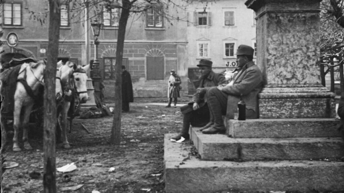 Kriegsende Johannesplatz Lienz, Anfang November 1918
