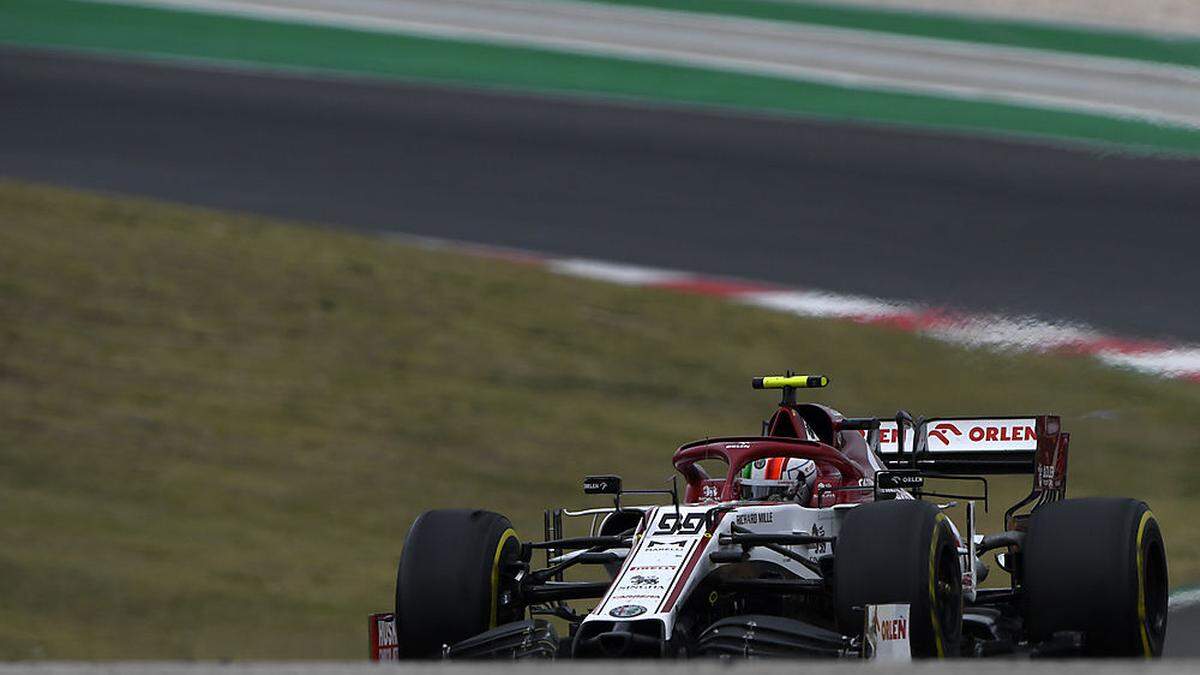 Aktuell fahren  Kimi Räikkönen und Antonio Giovinazzi für den Schweizer Rennstall