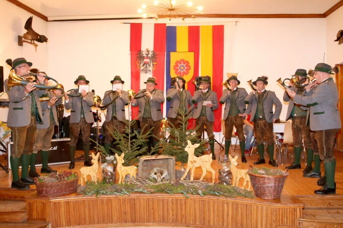 Wie am Wochenende beim 1. Jägerball der Jagdhornbläsergruppe „Salzerkopf“ (Foto) im Gasthof Landsmann in Straßburg im Gurktal. 