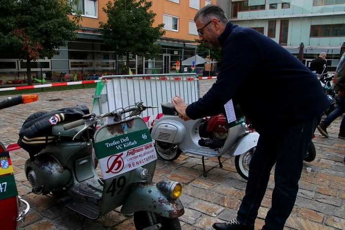 Club-Präsident Robert Zager begrüßte zur Rundfahrt am Samstag über 70 Teilnehmer, davon sogar 34 aus Deutschland und je einer aus Belgien und der Schweiz.