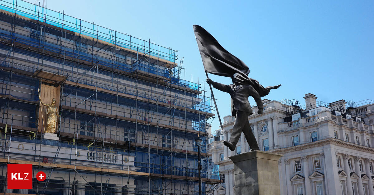 A new Banksy: artwork appears in London
