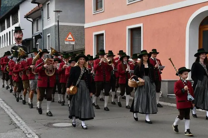 Zum Frühschoppen spielte die Musikkapelle Scheifling-St. Lorenzen auf.