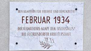 Erinnerungstafel an die Ereignisse des 12. Februar 1934 | Erinnerungstafel an die Ereignisse von vor 90 Jahren