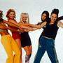 Die britische Girlband Spice Girls, bestehend aus Victoria Adams, Melanie Brown, Emma Bunton, Melanie Chisholm und Geraldine Halliwell