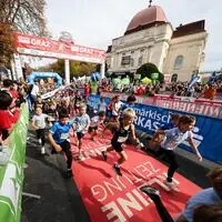 Mehr als 3000 Kinder eröffneten die größte Laufveranstaltung im Süden Österreichs