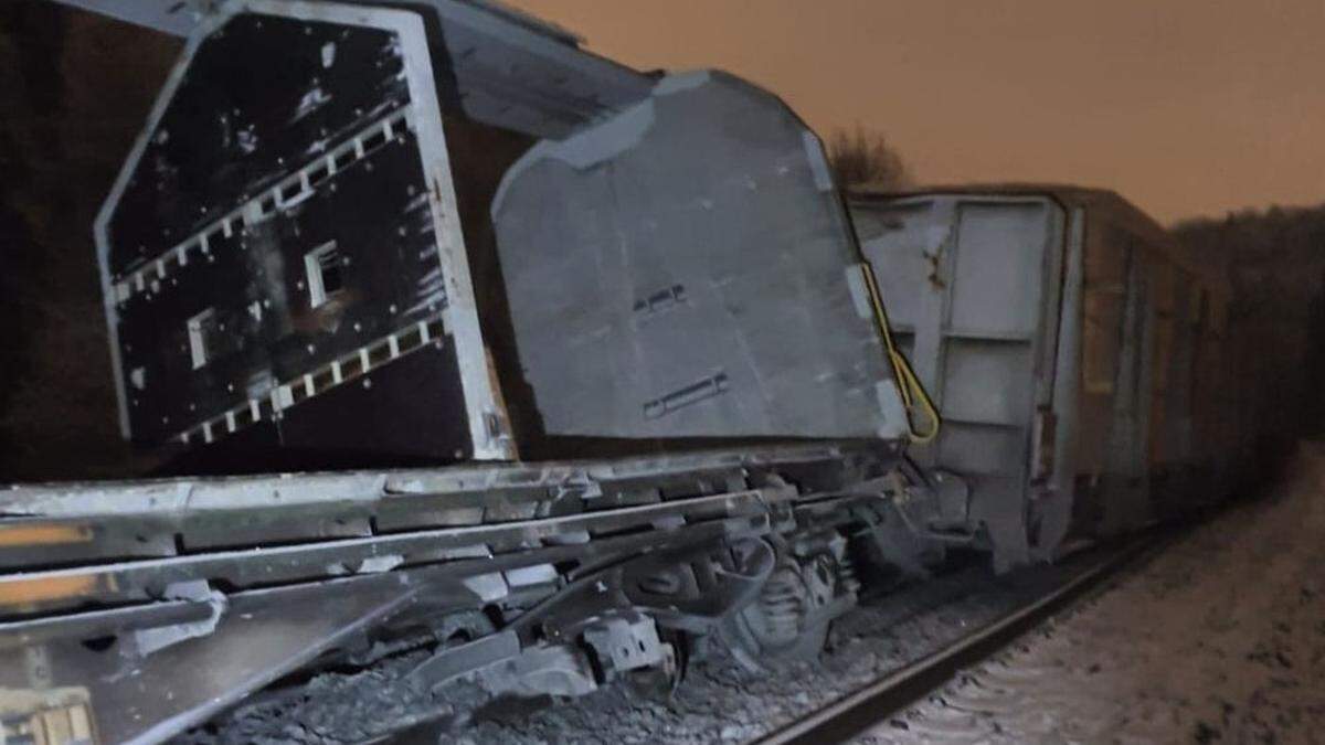 Mehrere Waggons entgleisten bei Hallwang-Elixhausen 