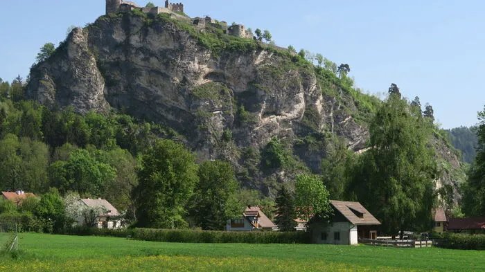 Der Griffner Schlossberg liegt sehr günstig an der Südautobahn und ist leicht zu erreichen.