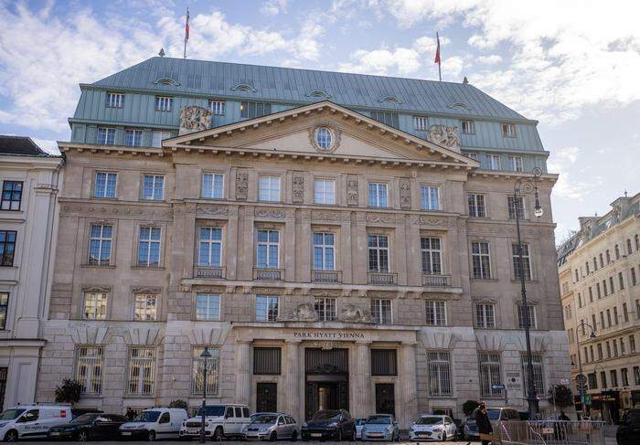 Außenaufnahme des zum Signa-Reich zählenden Hotels Park Hyatt in Wien 